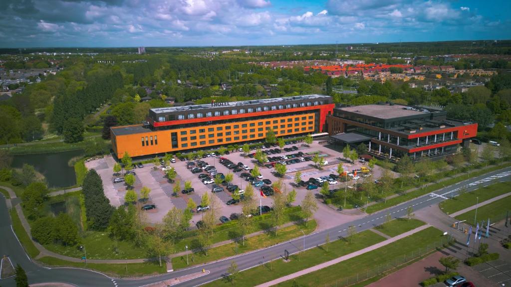 Van der Valk Hotel Almere exterior