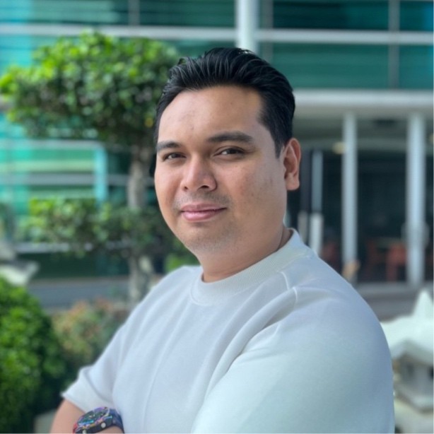 Faris-Omar, Sales Manager (1)